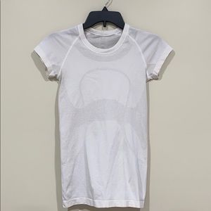 Lululemon Swiftly Tech Short Sleeve Crew